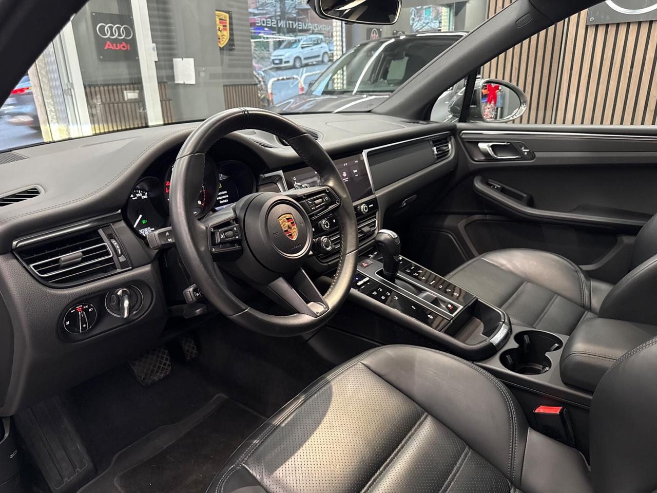 Porsche Macan 2.0 T Radar*Kamera360*Tetto PRONTA CONSEGNA !