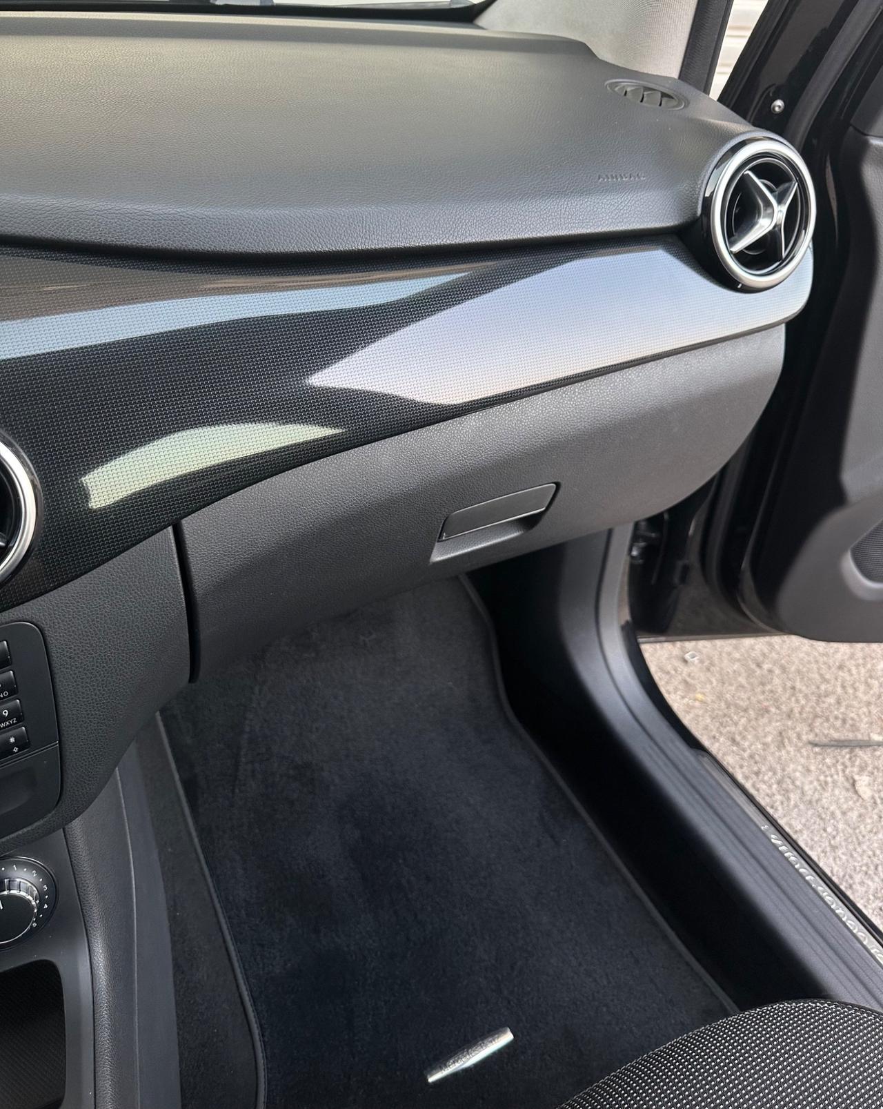 Mercedes-Benz B 180 CDI 109cv Executive