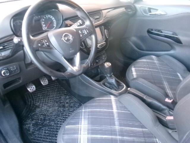 Opel Corsa 1.2 5 porte b-Color