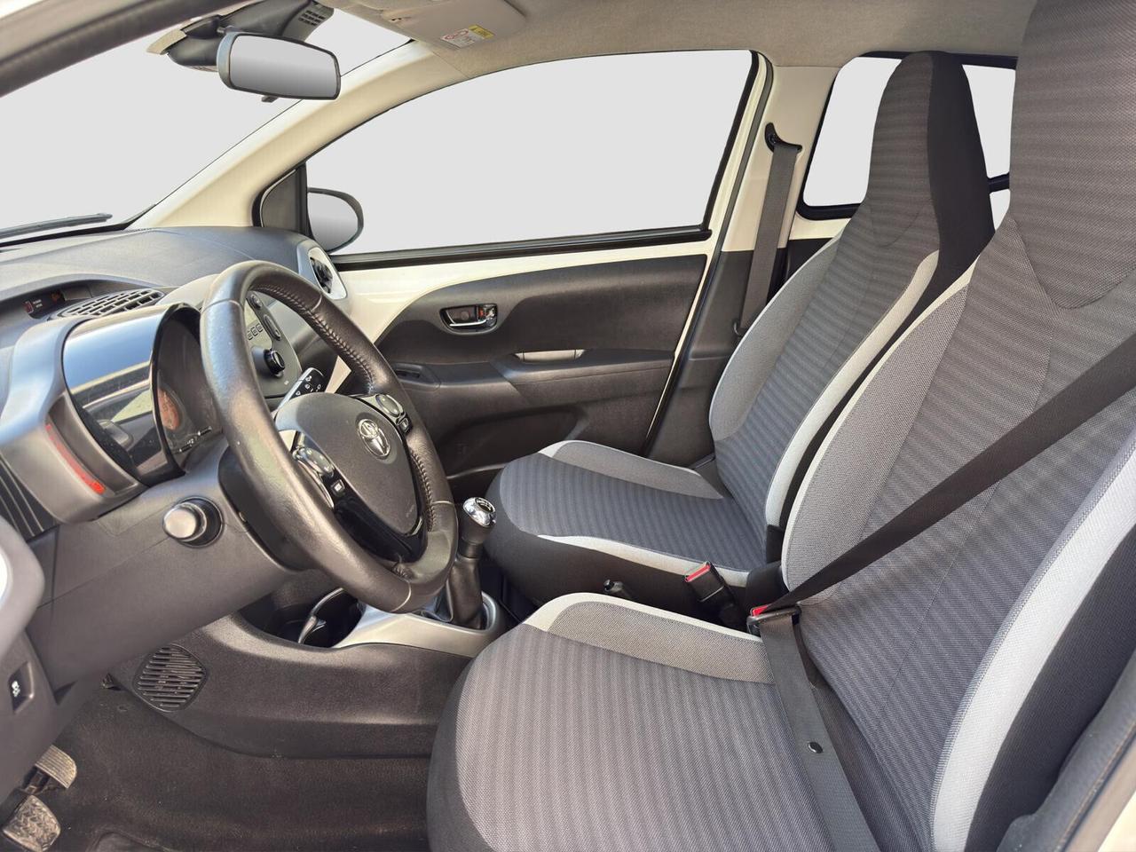 Toyota Aygo 5p 1.0 72cv x-clusiv 2020