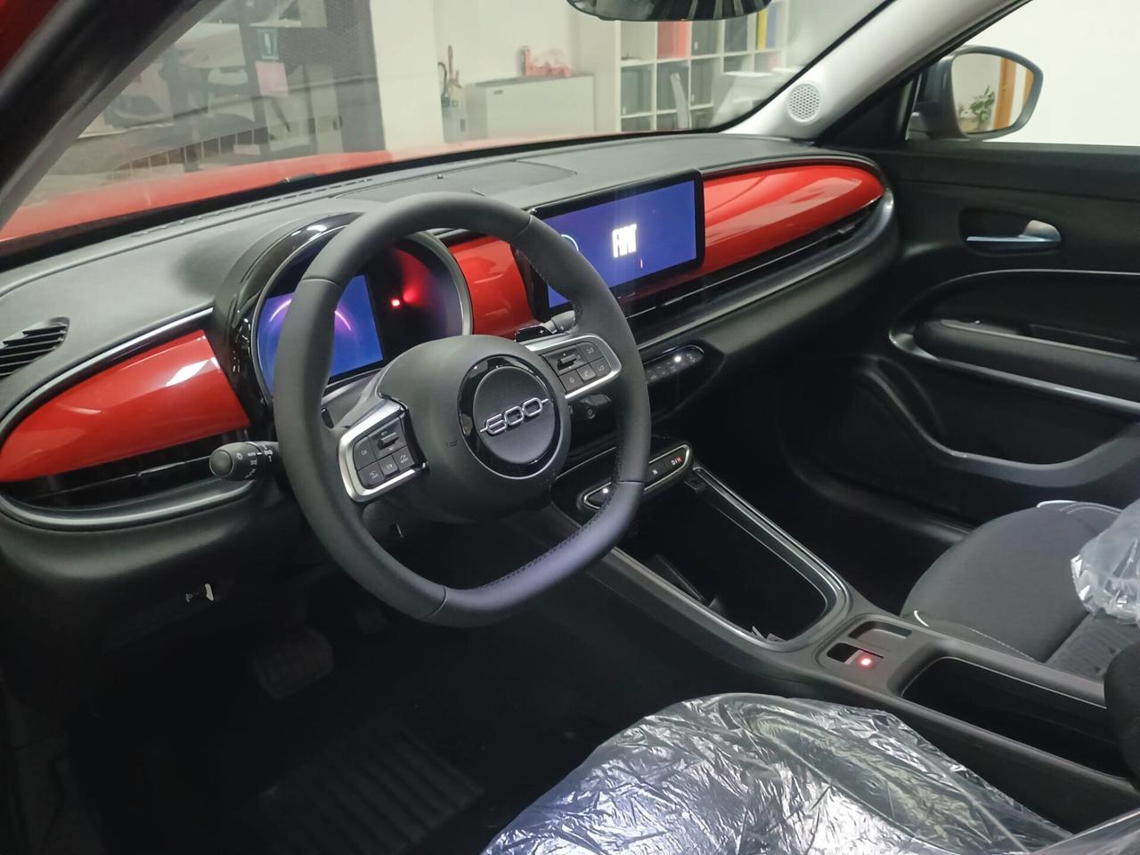 Fiat 600 Hybrid 110 CV DCT MHEV ICON SERIE SPECIALE