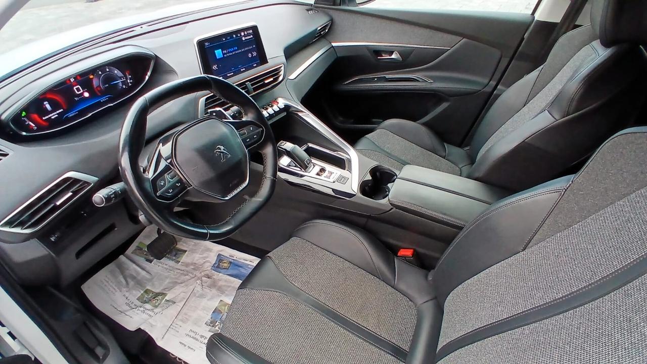 Peugeot 5008 BlueHDi 130 S&S Business