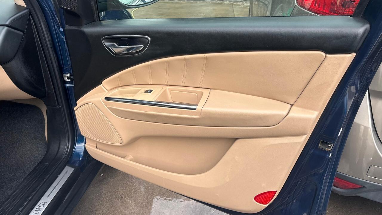 Lancia Delta 1.6 MJT DPF Oro