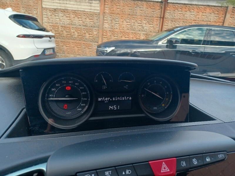 Lancia Ypsilon 1.0 firefly hybrid Gold s&s 70cv 5p.ti