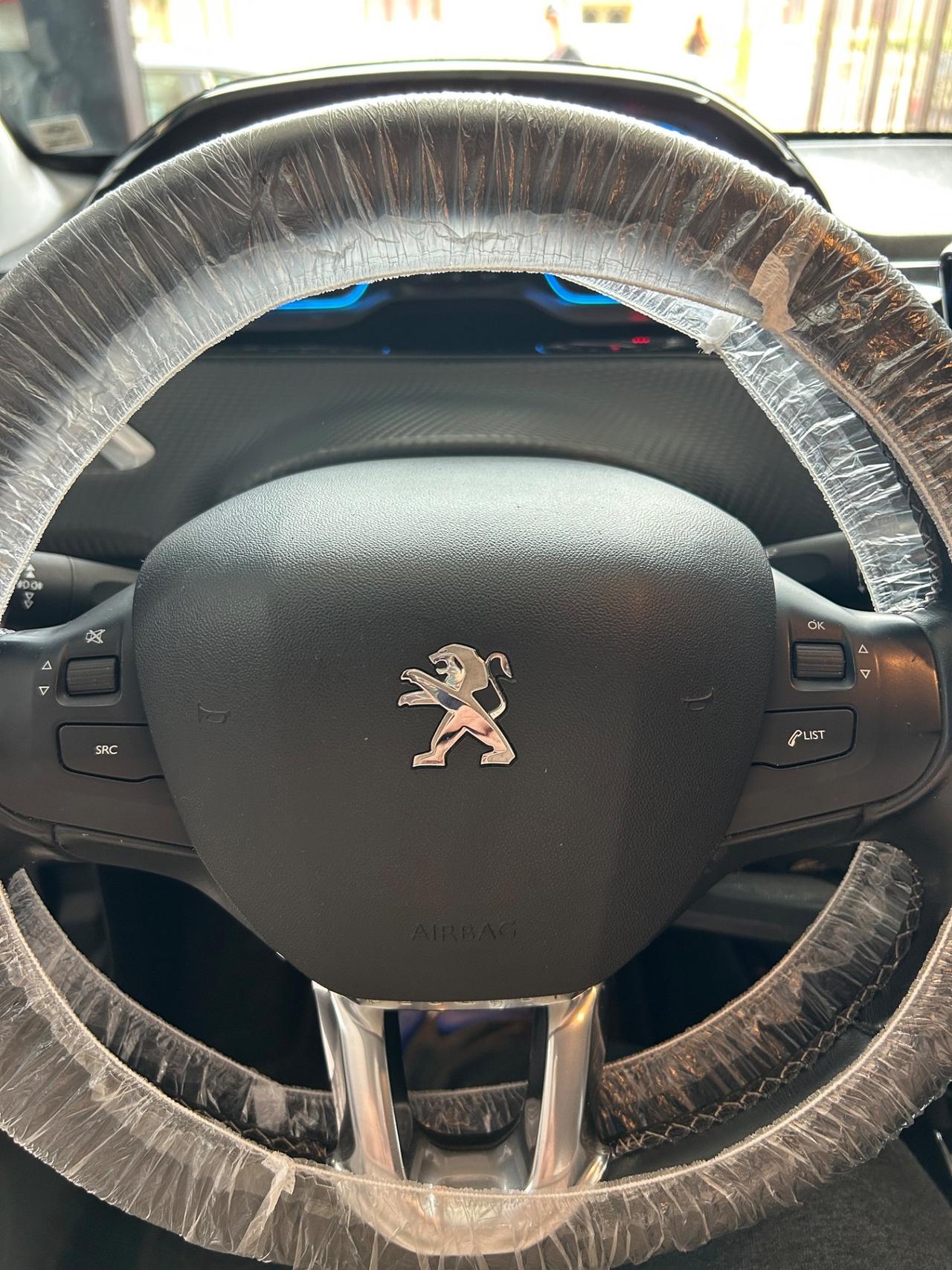 Peugeot 2008 PureTech Turbo 110 S&S Allure