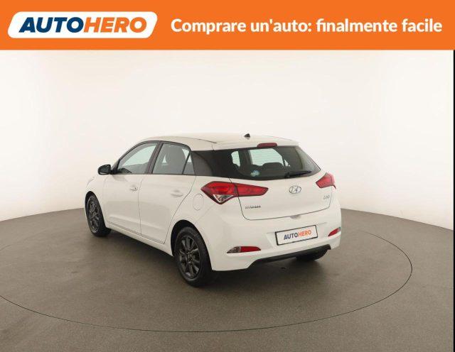 HYUNDAI i20 1.2 84 CV 5 porte Blackline