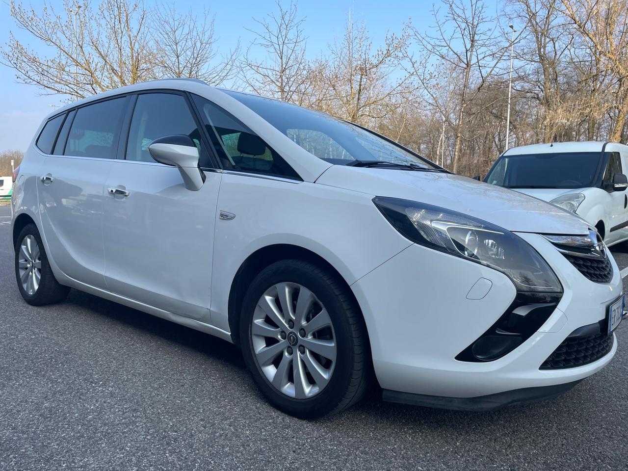 Opel Zafira Tourer 1.4 Turbo 120CV*Neopatentati*7 Posti*