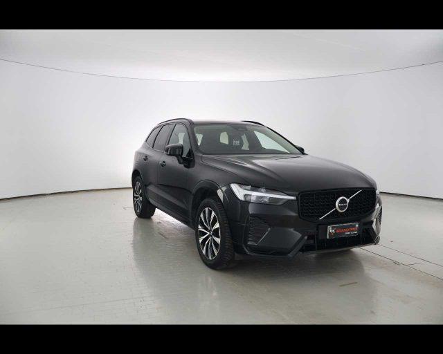 VOLVO XC60 B4 (d) automatico Plus Dark