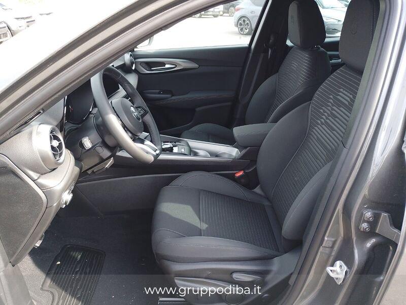 Alfa Romeo Tonale MET Ibrida Plug-In My25 Ibrida Plug-In Q4 280cv