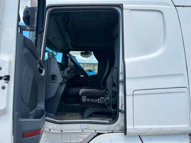 Trattore Stradale SCANIA R450 Automatico RIF. 5071