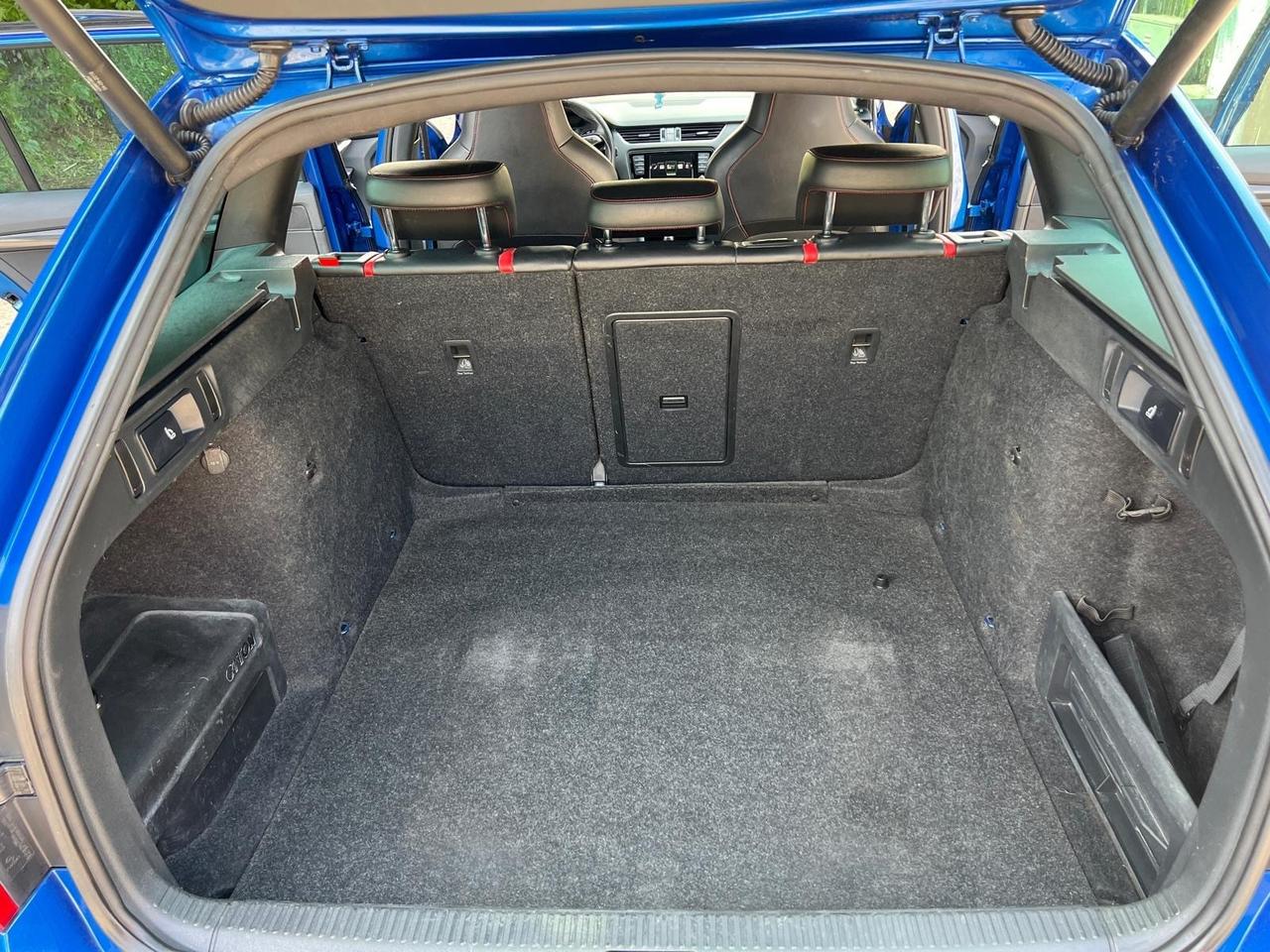 Skoda Octavia 2.0 TDI DSG Wagon RS