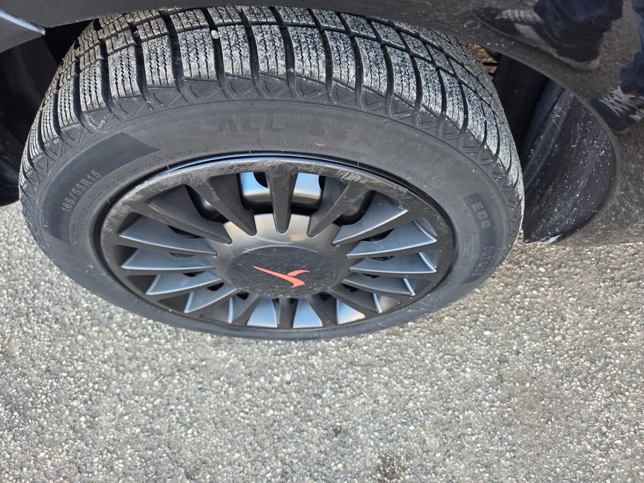 LANCIA YPSILON 1.2 BENZINA 70 CV GPL KM 99000 CERTIFICATI