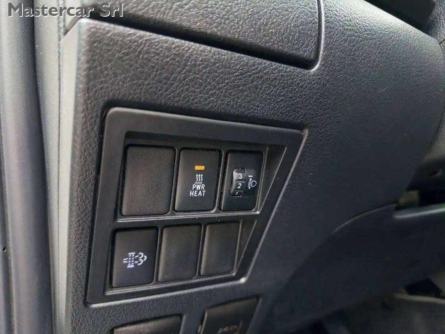 TOYOTA Hilux Hilux IV 2.4 d-4d double cab Comfort 4wd - GF290HN