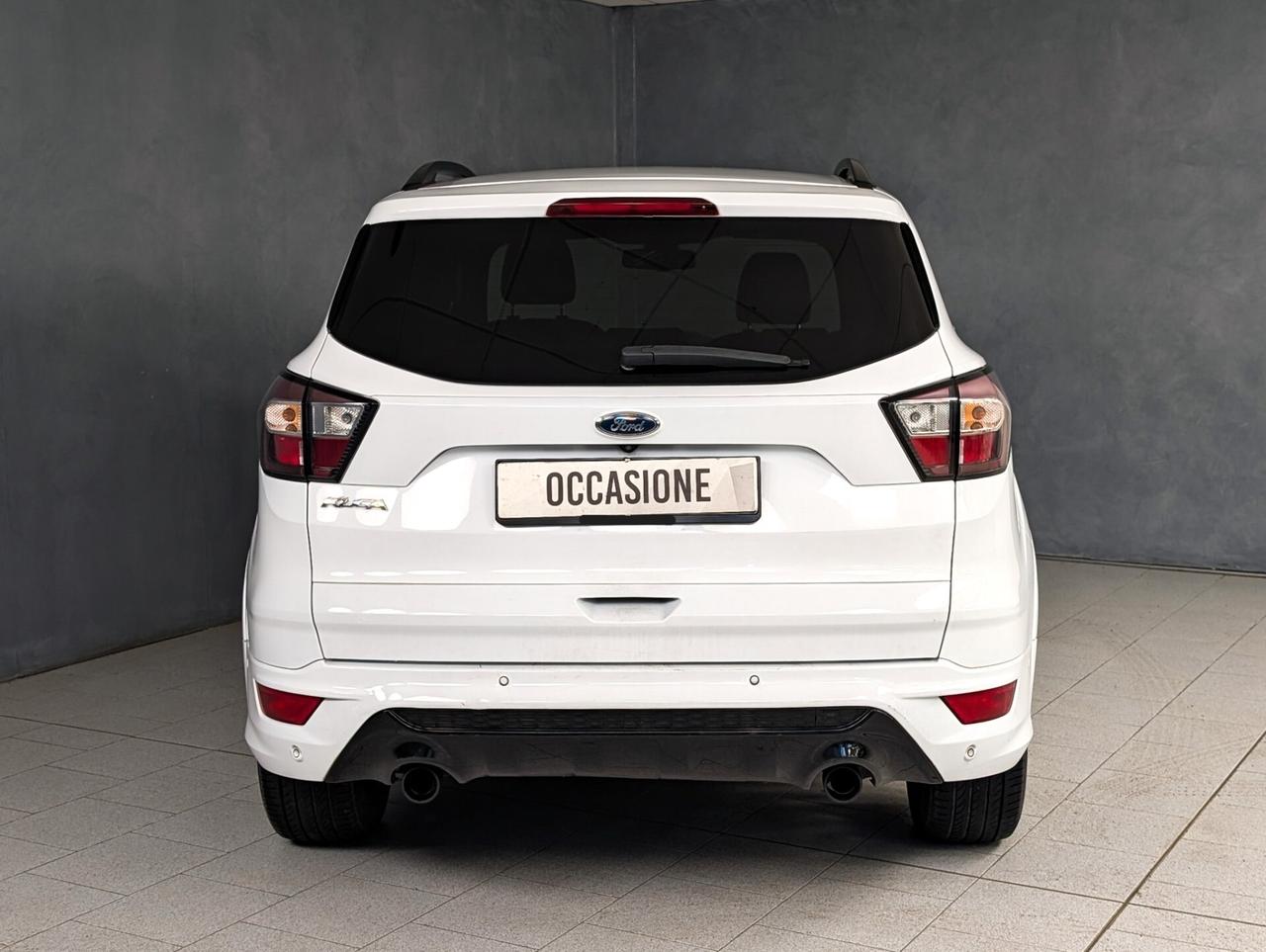 Ford Kuga 1.5 TDCI 120 CV S&S 2WD ST-Line