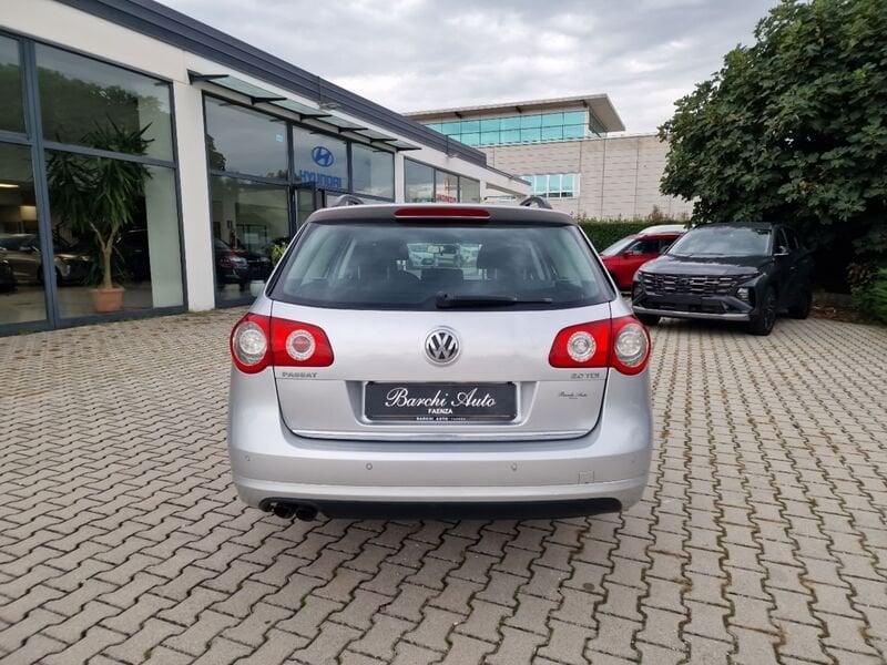 Volkswagen Passat Passat 2.0 TDI DPF Variant DSG Comfortline EURO5A