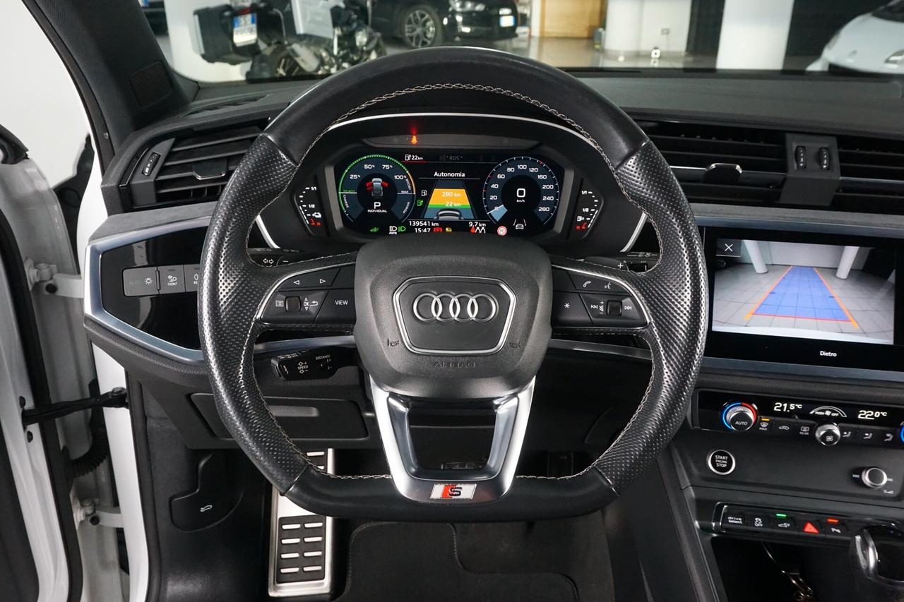 Audi Q3 SPB 45 TFSI E-Tron S tronic line Identity Black