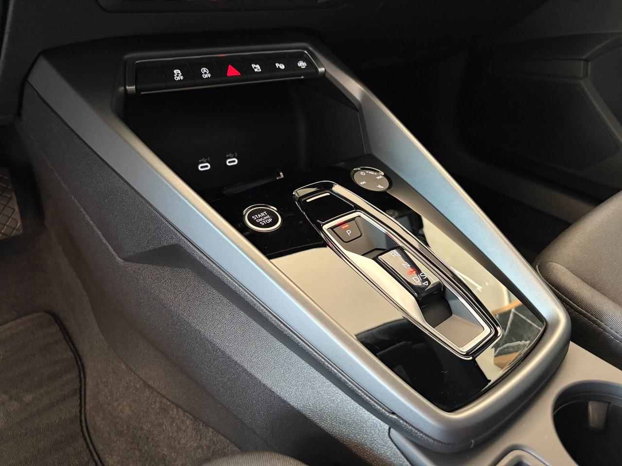 Audi A3 allstreet 35 TDI Stronic Advanced 48M Garanzia