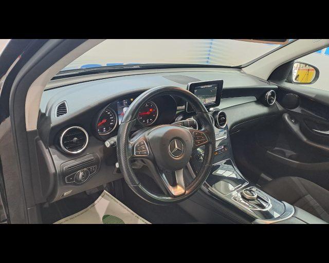 MERCEDES-BENZ GLC 220 d Executive 4matic auto