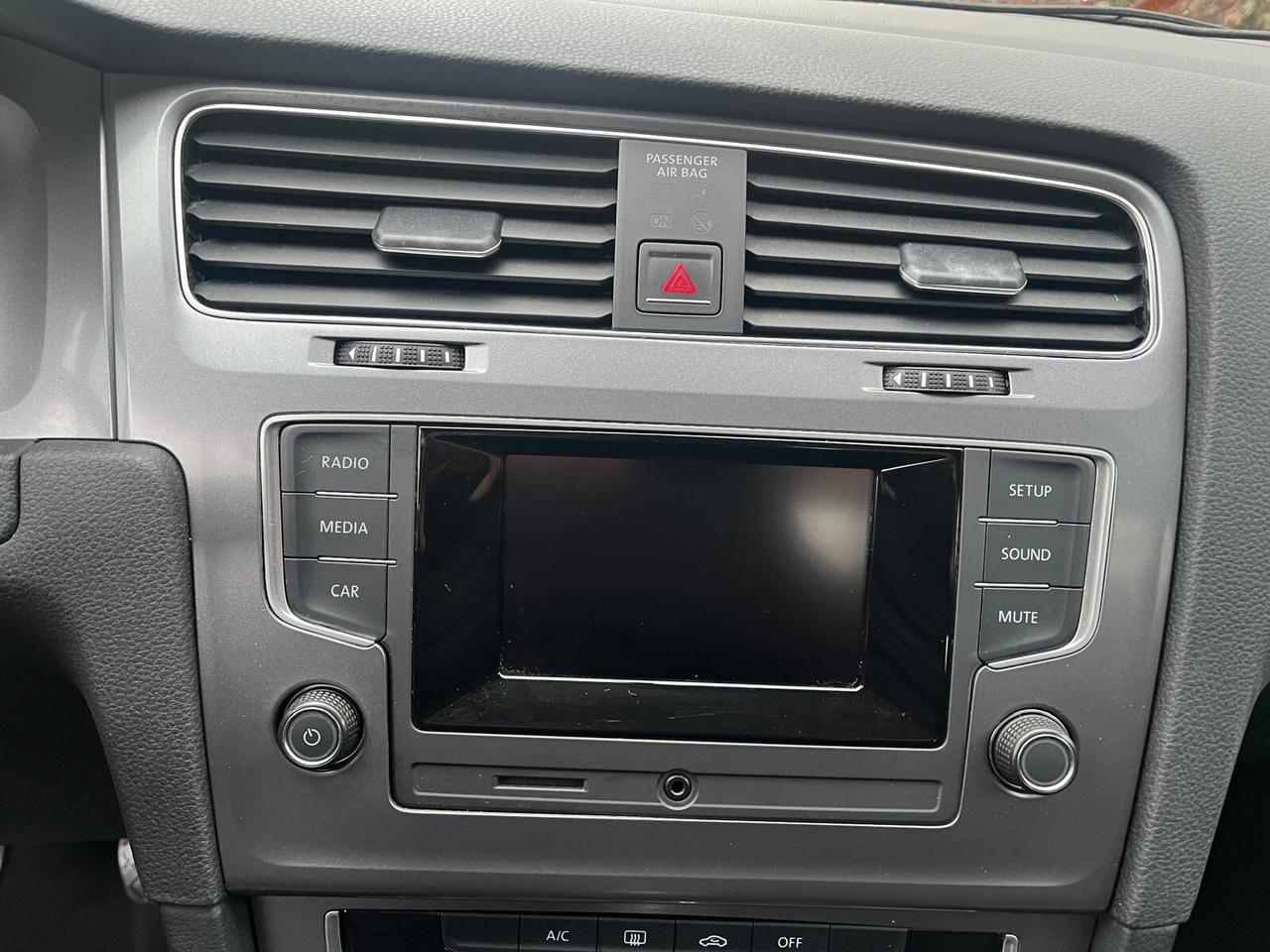 Volkswagen Golf Golf VII 5p 1.2 tsi Tech - NEOPATENTATI OK