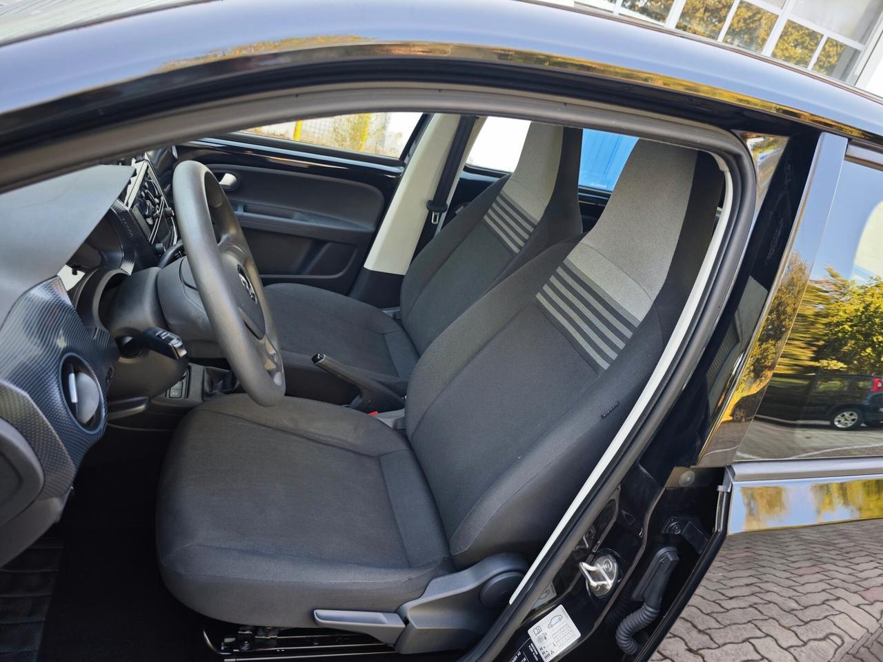 Volkswagen up! 1.0 5p. move