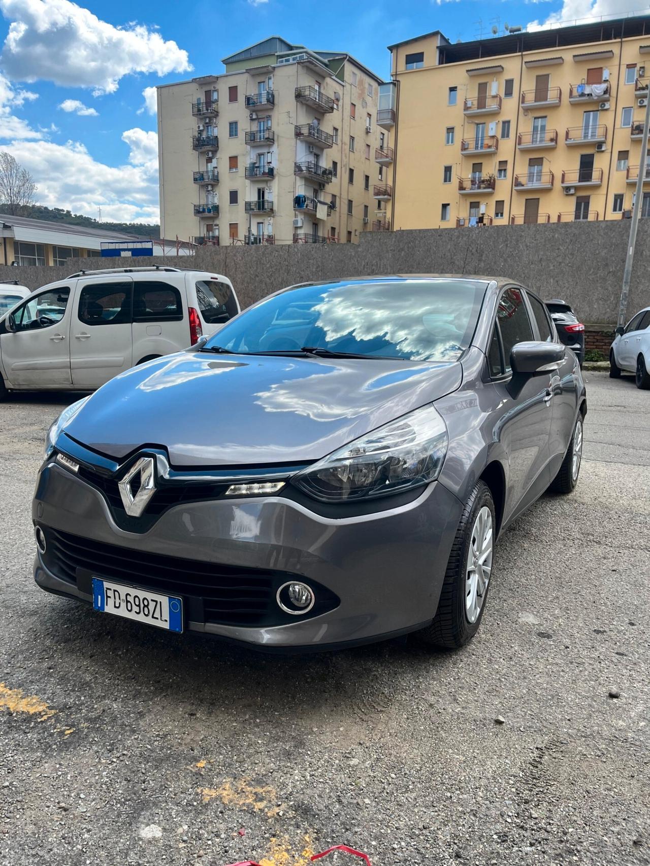 Renault Clio 1.2 75CV 5 porte Life