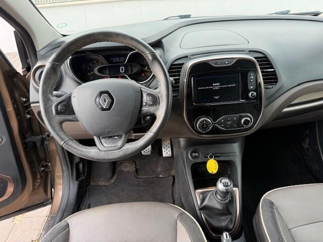 Renault Captur dCi 8V 90 CV Start&Stop Energy Iconic 2016