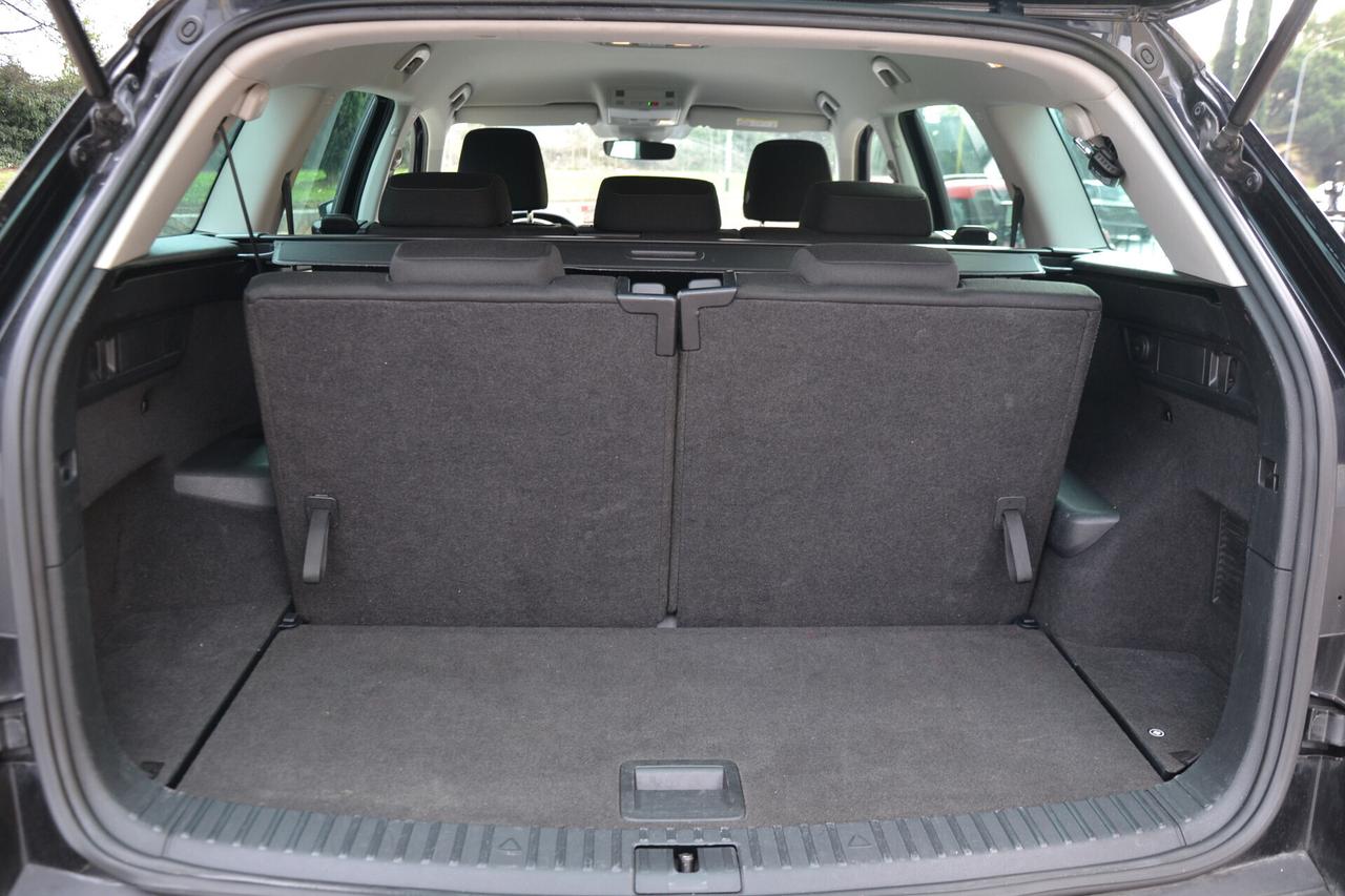 Skoda Kodiaq 2.0 TDI 150CV 4X4 AUTO. 7 POSTI+FULL LED+NAVI+RCAM