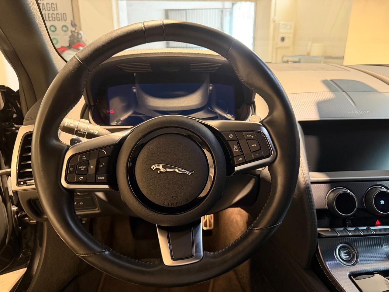 Jaguar F-Type 2.0 aut. Convertibile R-Dynamic