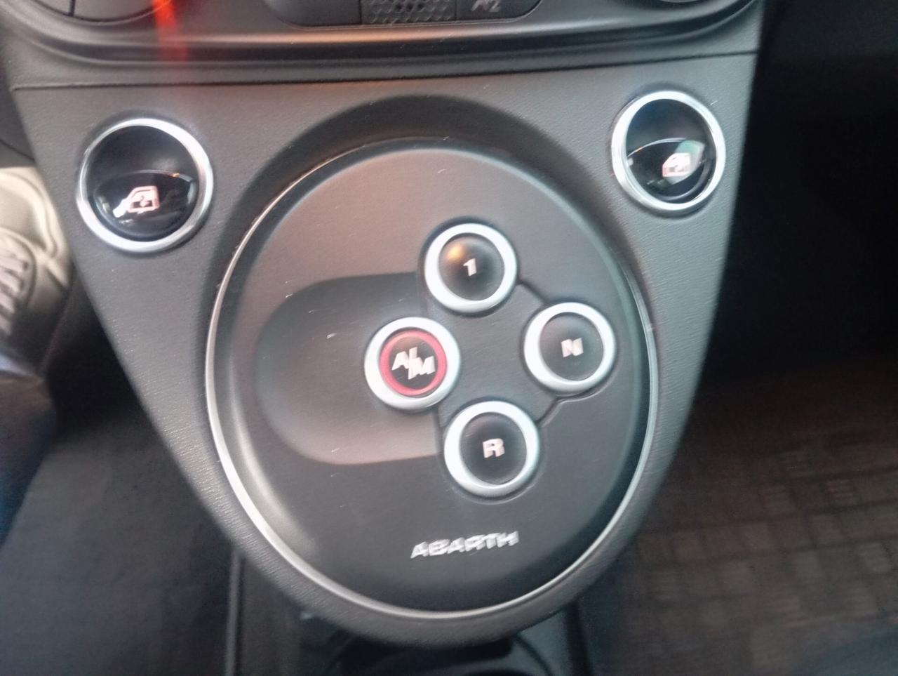 Abarth 595 1.4 Turbo T-Jet 180CV