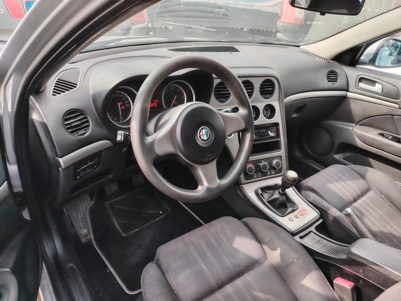 Alfa Romeo 159 1.9 JTDm Sportwagon Distinctive