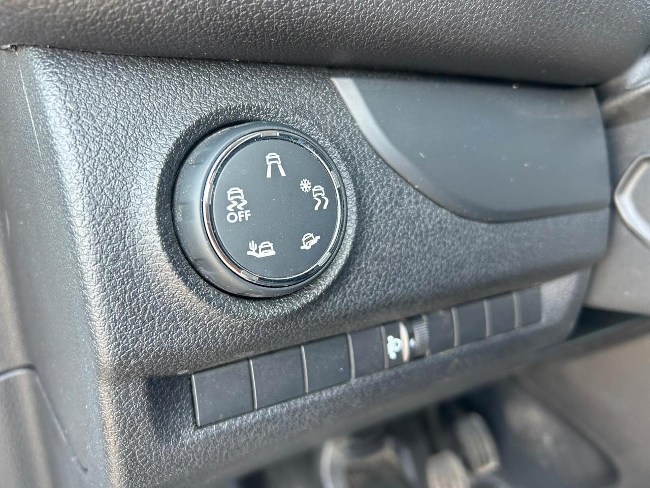 Peugeot Expert PREMIUM BlueHDi 140 PL Long SPOTICAR