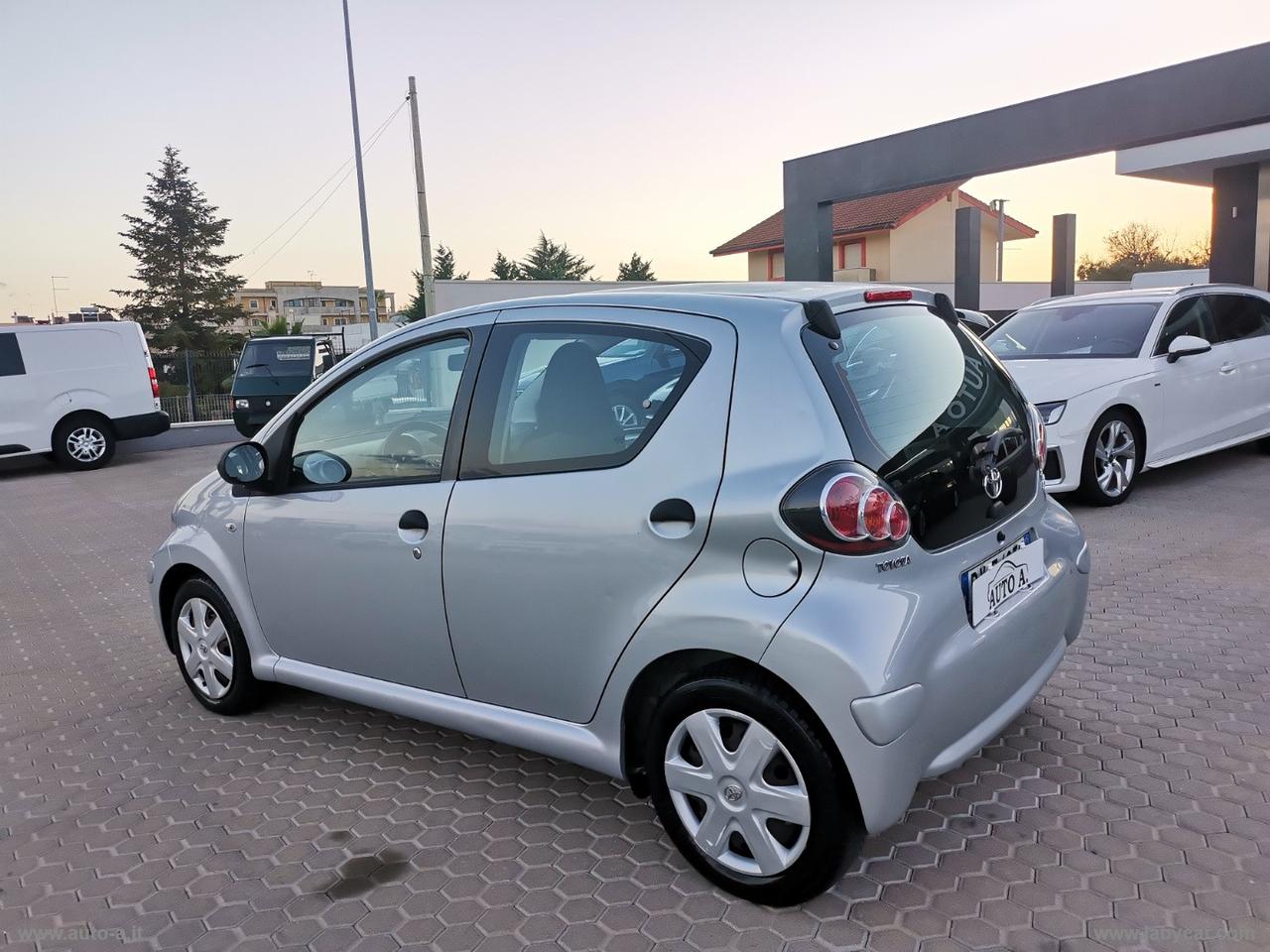 TOYOTA Aygo 1.0 VVT-i 5p. Sol