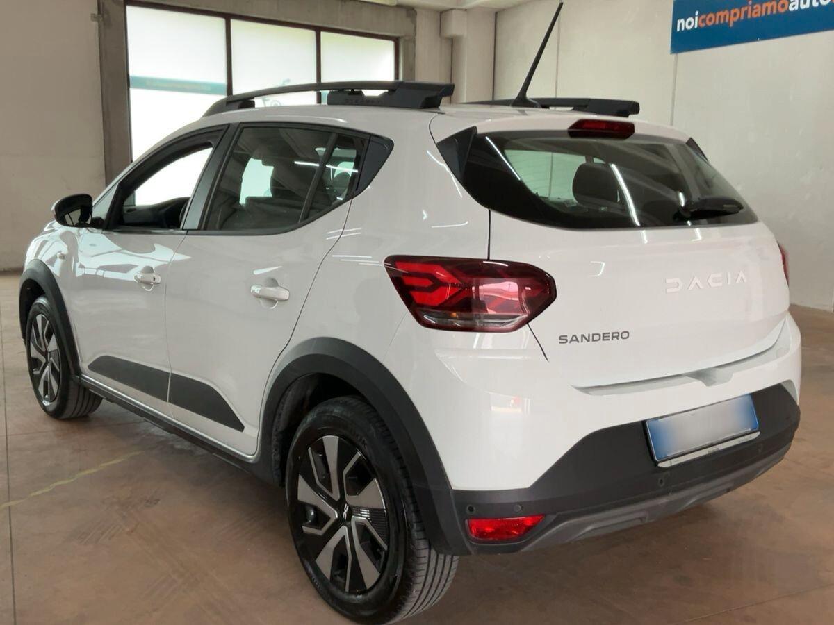 Auto in arrivo Dacia Sandero Stepway 1.0 TCe ECO-G Expression