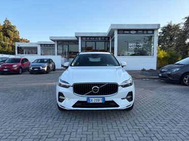 Volvo XC 60 XC60 B4 (d) AWD GEARTRONIC MOMENTUM PRO