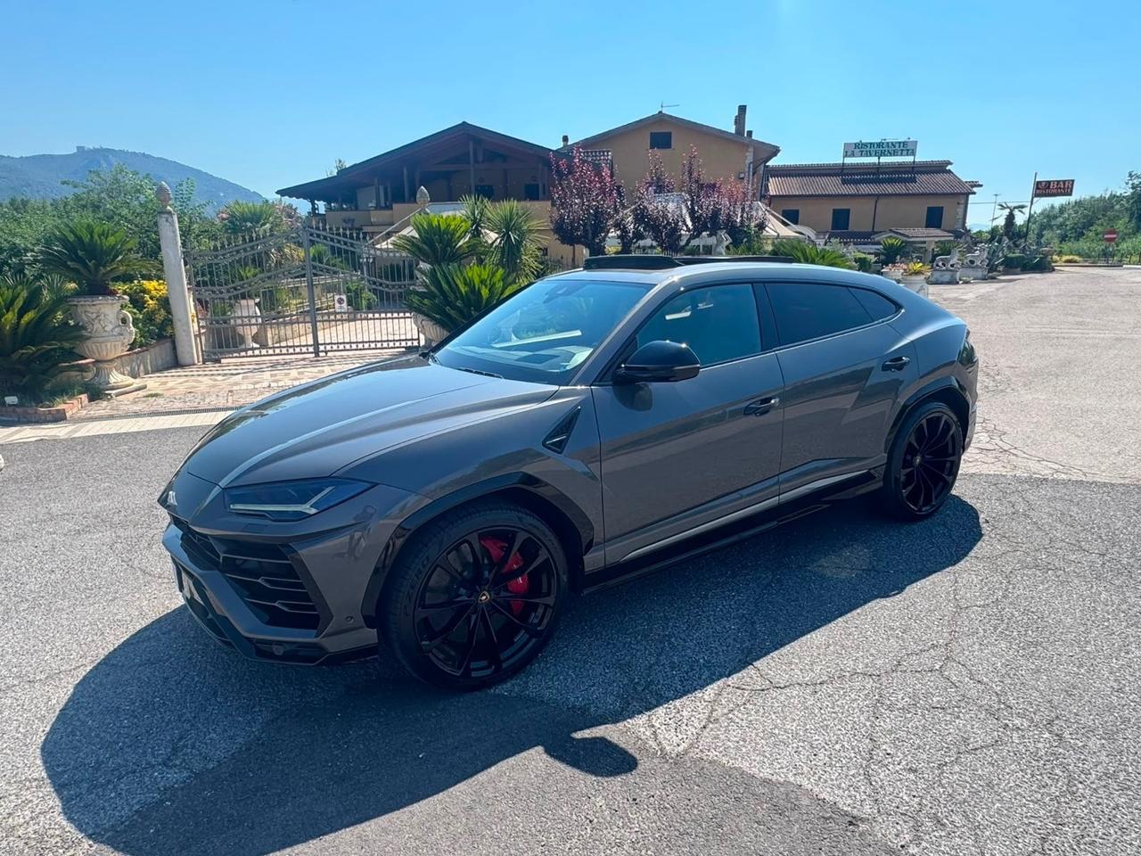 Lamborghini Urus 4.0 italia accetto permute iva compresa