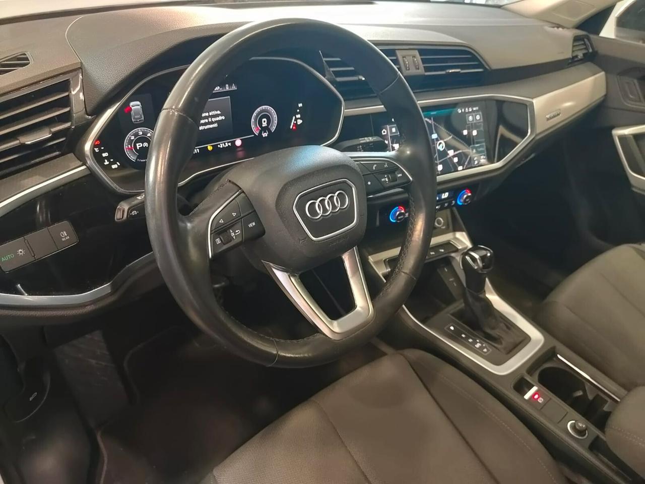 Audi Q3 35 TDI quattro S tronic Business 2.0 150CV
