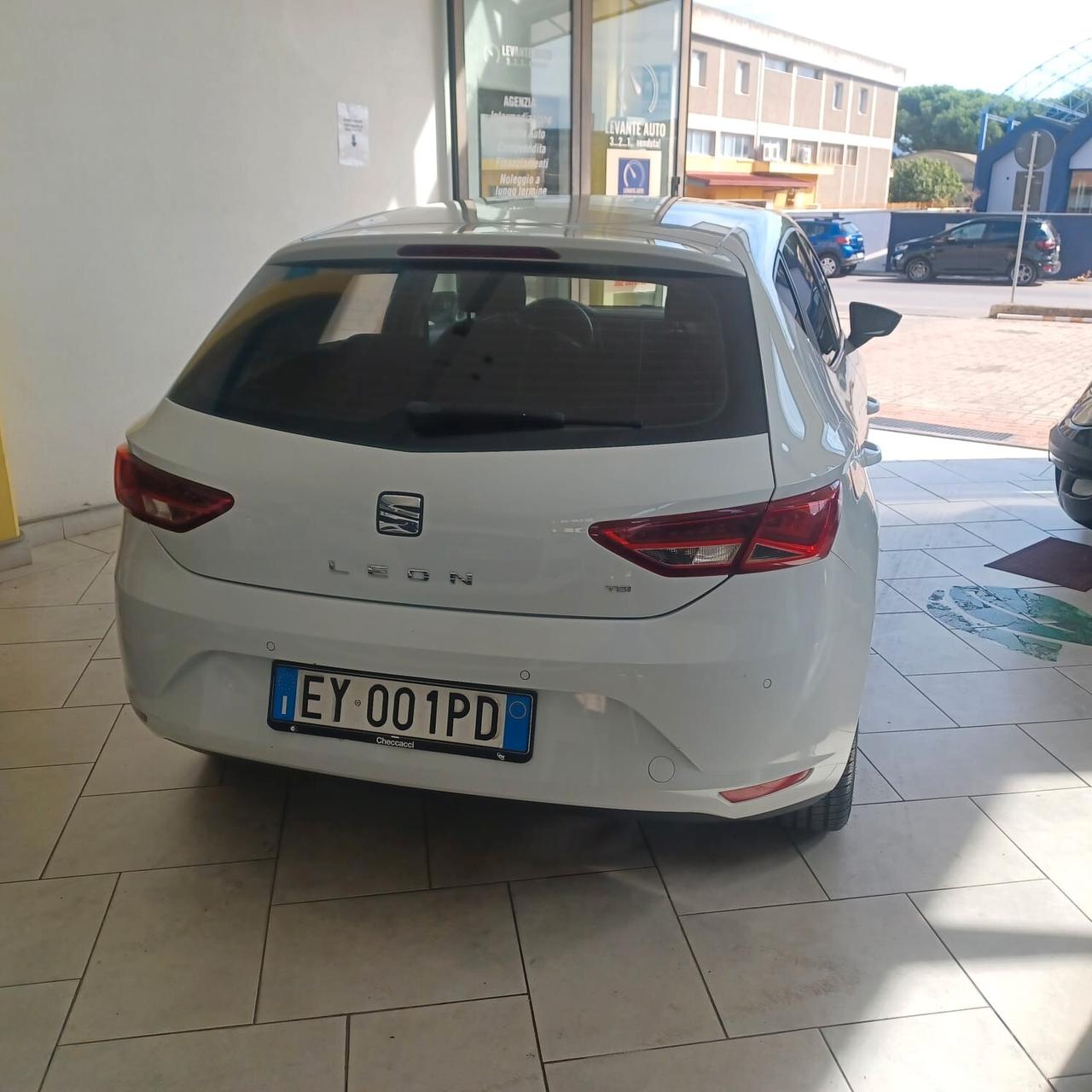 REGOLARMENTE TAGLIANDATA LEON 1.6 TDI PERFETTA