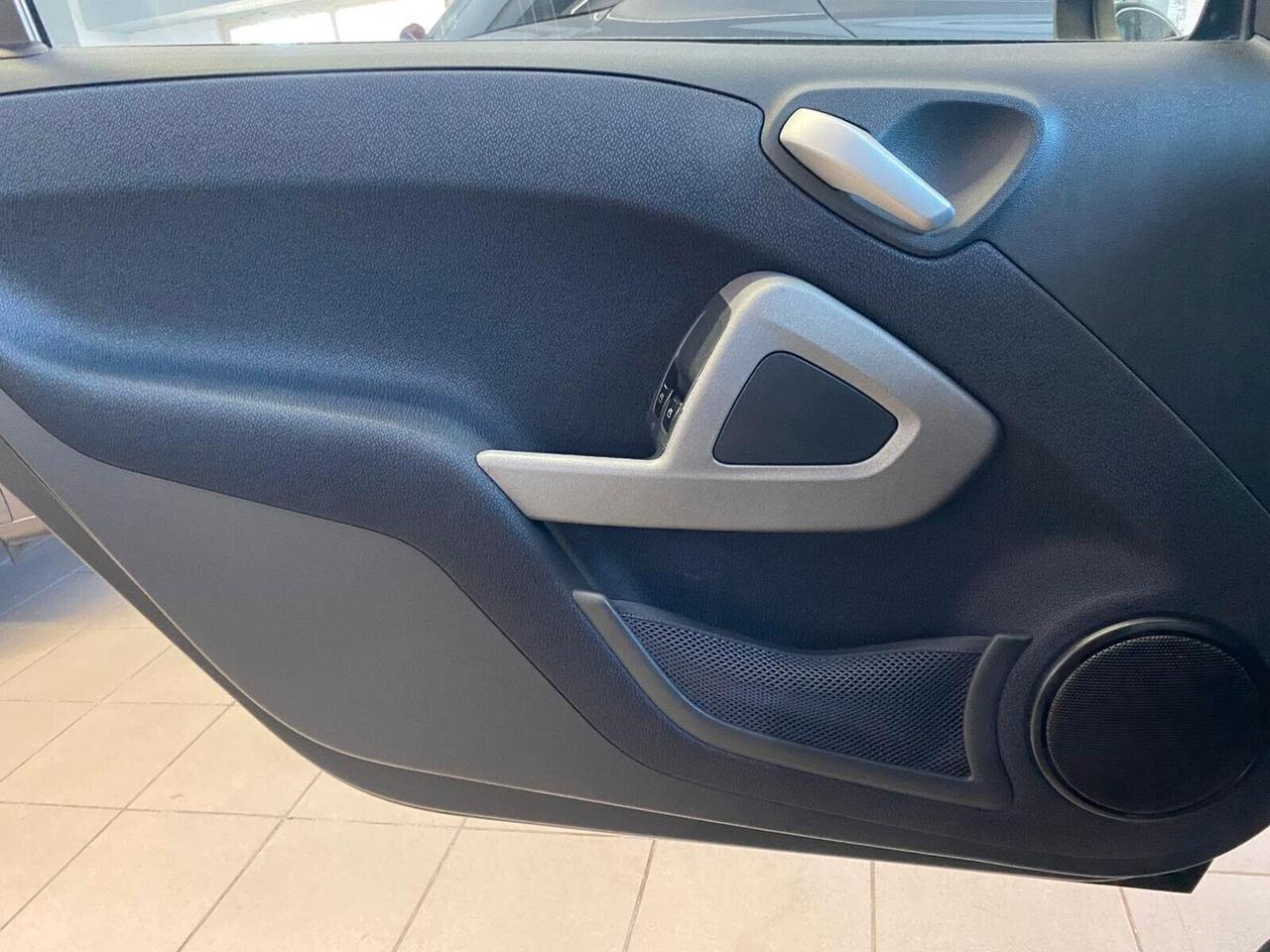 Smart ForTwo 1000 52 kW MHD coupé passion