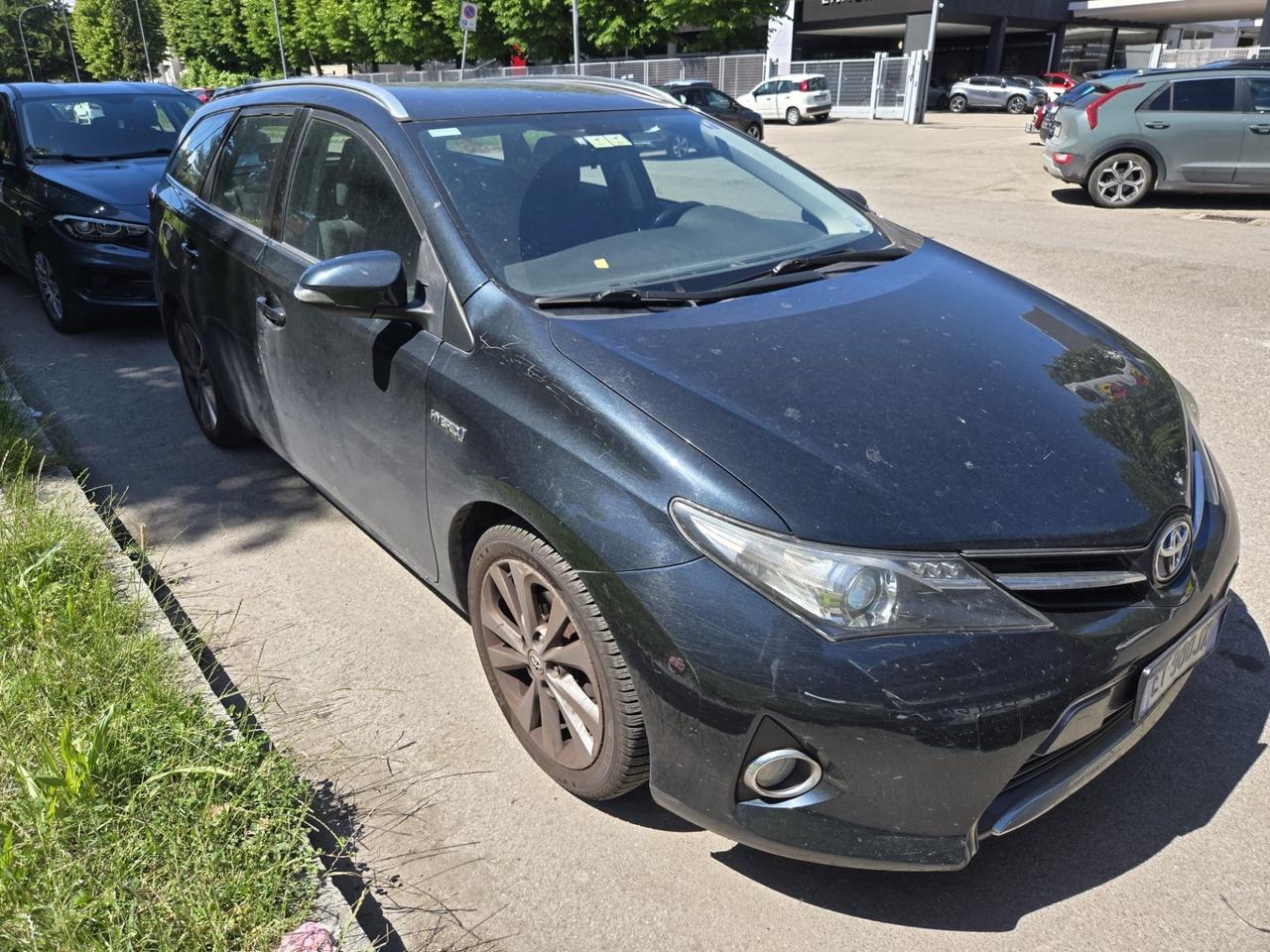 Toyota Auris 1.8 Hybrid Lounge