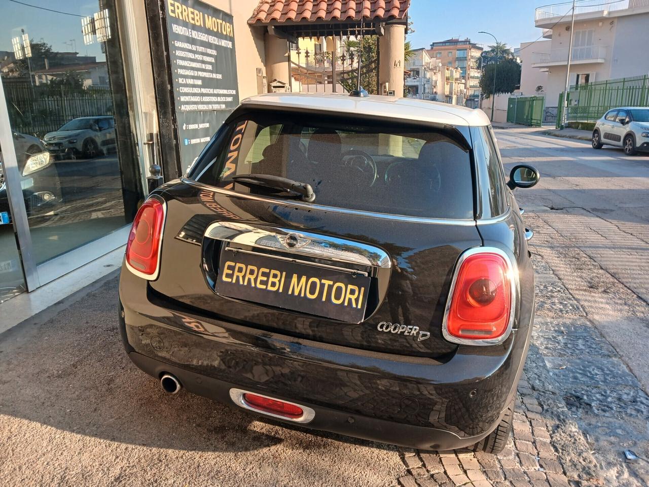 Mini 1.5 Cooper D 5 porte AUTOMATICO