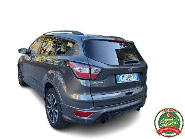 FORD Kuga 1.5 TDCI 120 CV S&S 2WD ST-Line Business