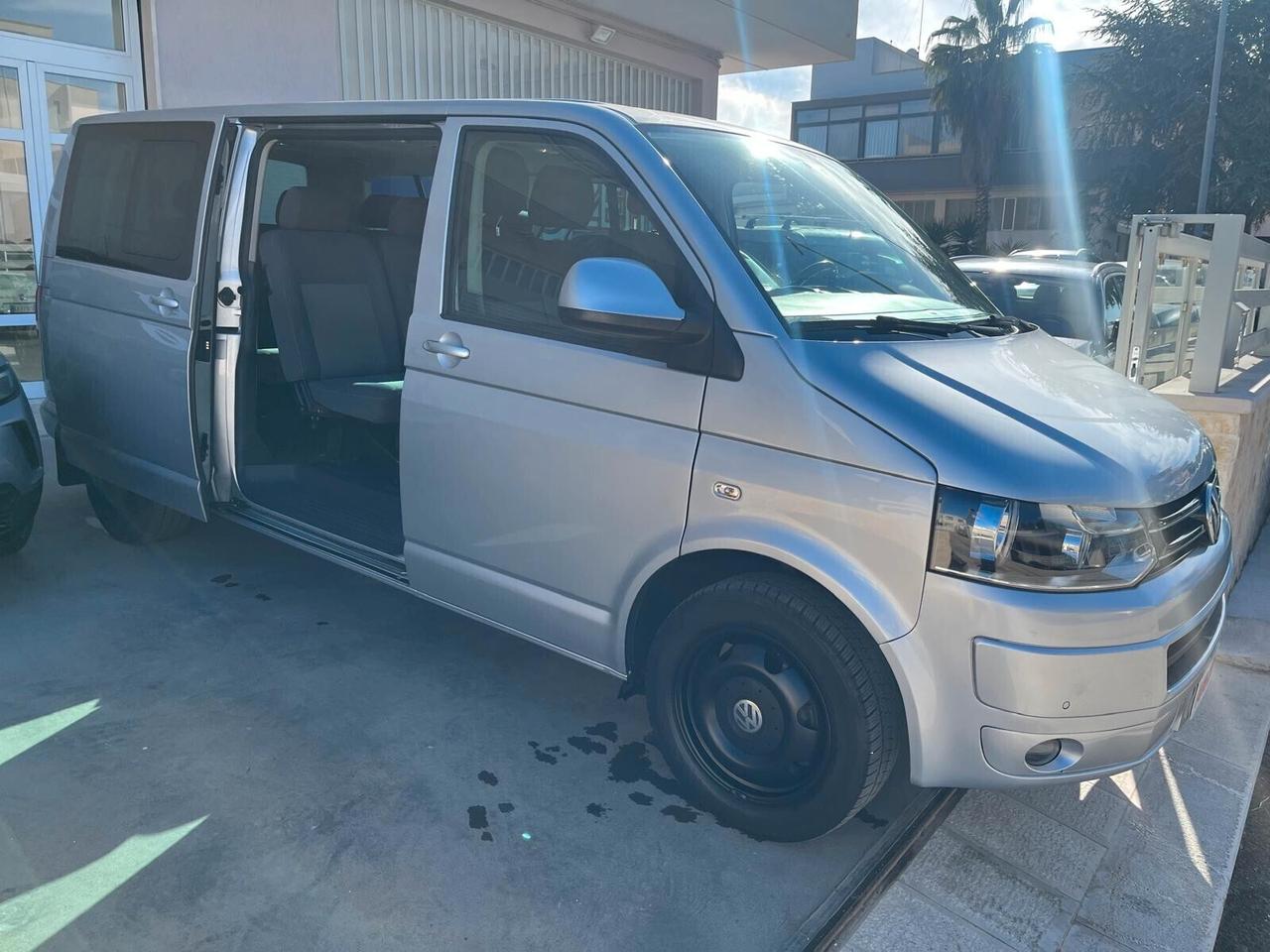 Volkswagen Transporter Caravelle 2.0 BiTDI 180CV 4 Motion PC Comfortline