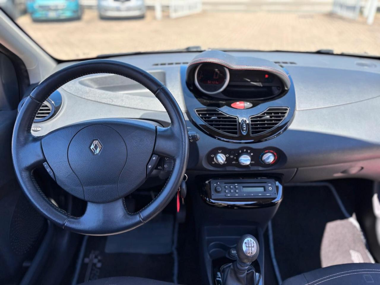 Renault Twingo 1.2 16V Etoile