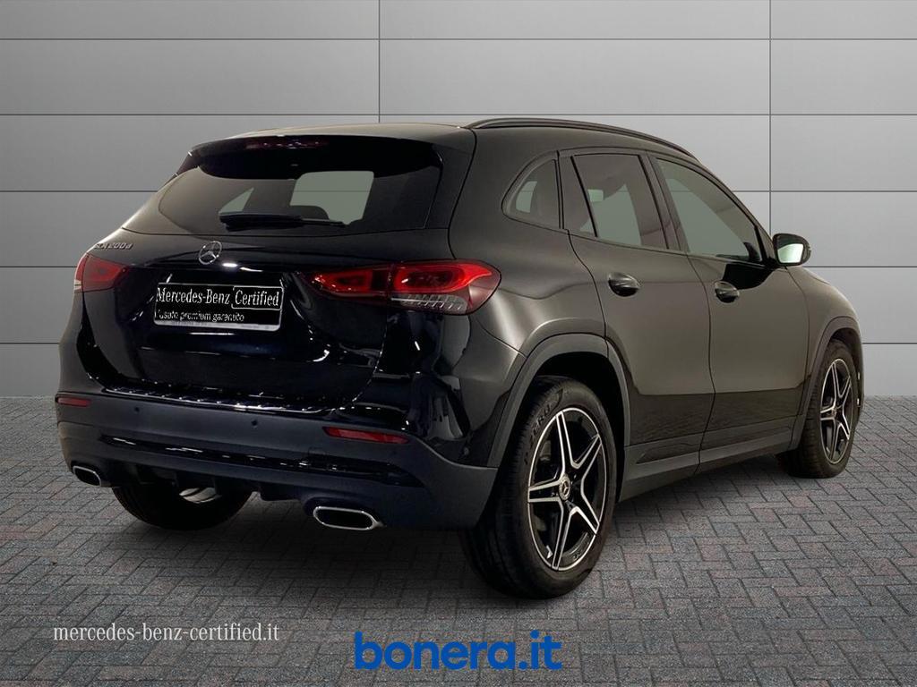 Mercedes GLA 200 200 D Premium 8G-DCT