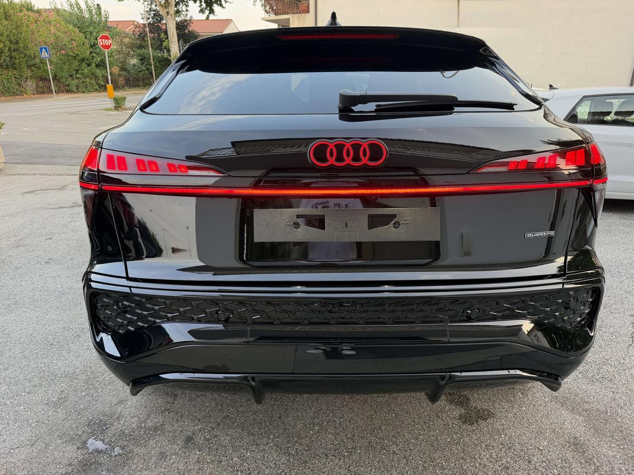 Audi Q3 Q3 Sportback 2.0 tfsi S line edition quattro 204cv