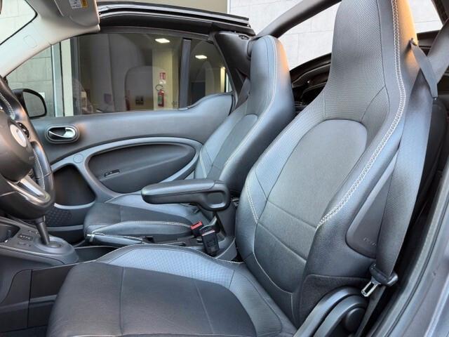 Smart ForTwo BRABUS 0.9 cabrio Xclusive