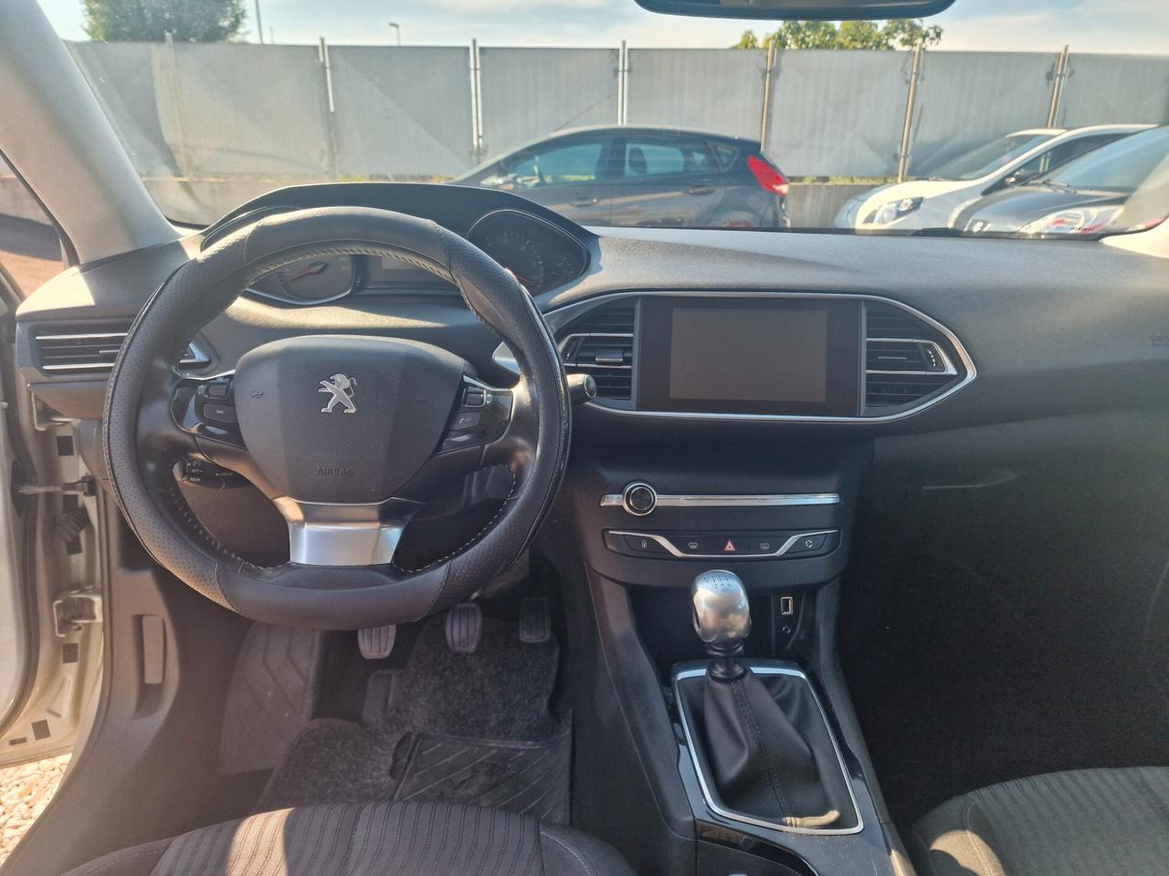 Peugeot 308 BlueHDi 120 S&S SW Business