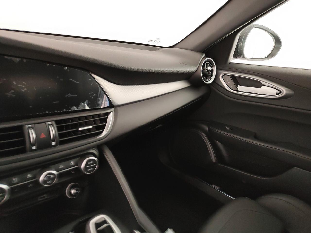 Alfa Romeo Giulia 2.2 Turbodiesel 210 CV AT8 AWD Q4 Veloce