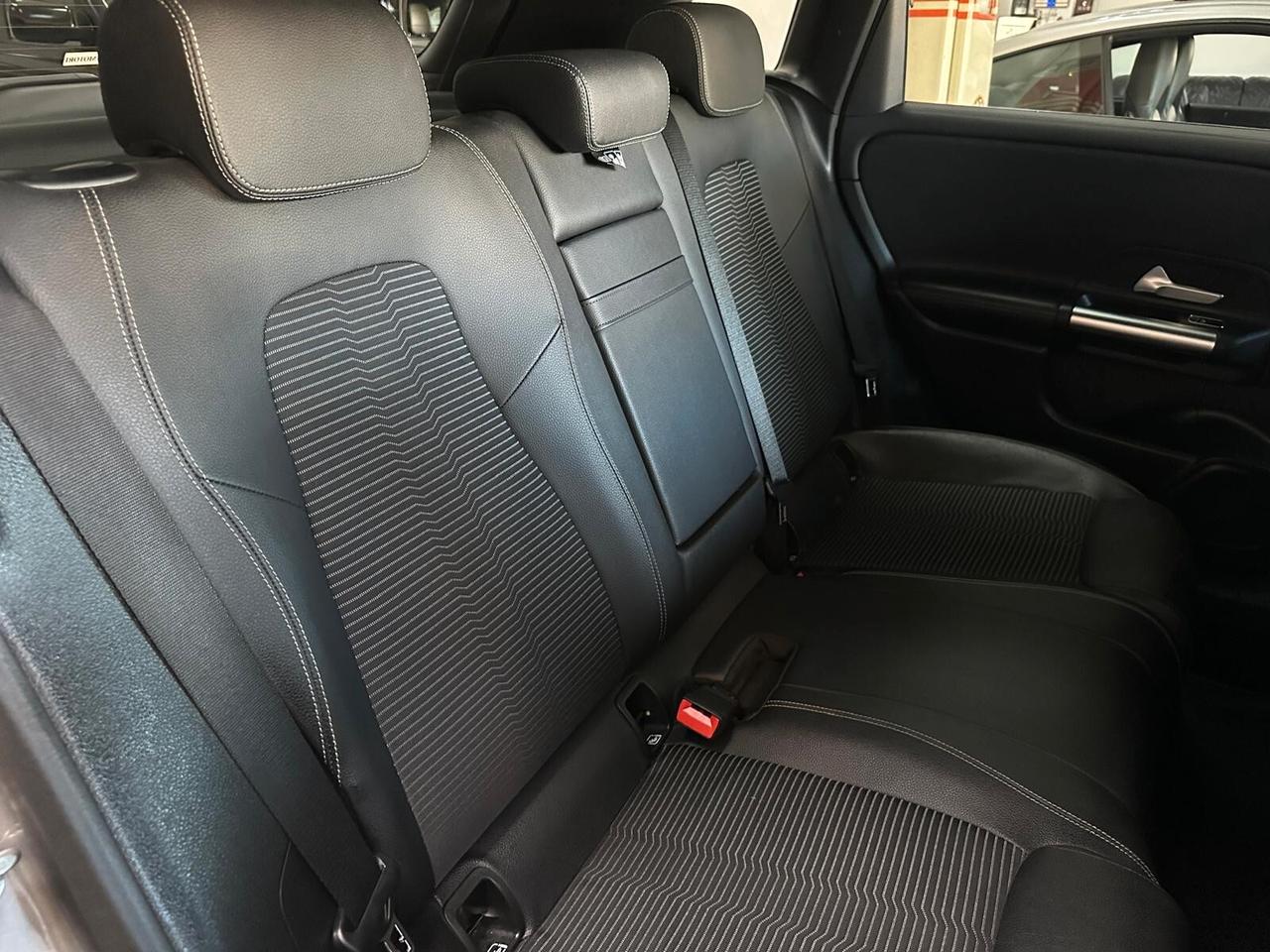Mercedes-benz B 180 d Automatic Sport TENUTA IN MODO IMPECCABILE FULL OPT.
