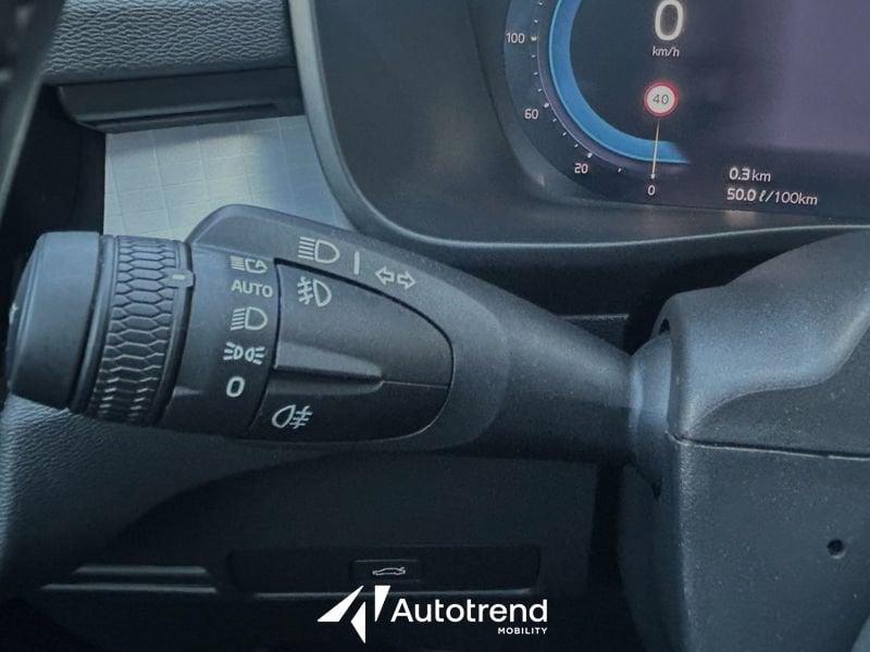 Volvo XC40 B3 163+14 CV Automatico LED Core
